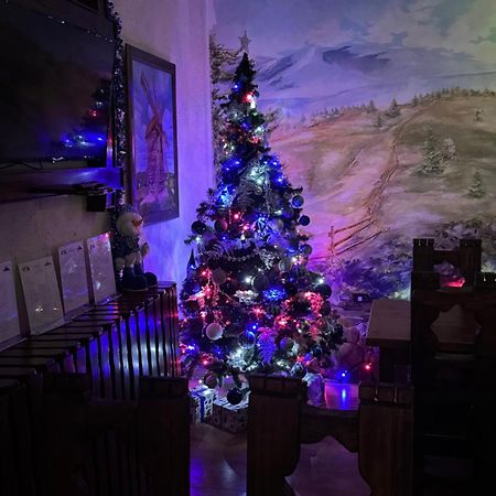 Georgiy Hotel Oryavchyk Buitenkant foto
